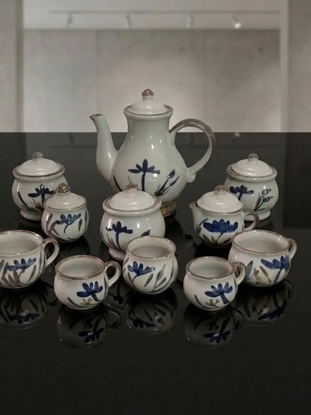Vintage Japanese Blue Lotus Stoneware Coffee & Tea Set 12 Pc